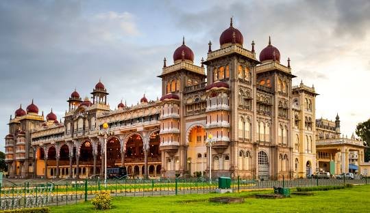 DAY 01 – BANGALORE to MYSORE – 155 KMS / 3 HRS